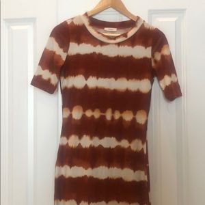 Boho contour tie dye dress